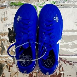 Kids blue indoor nike soccer shoes